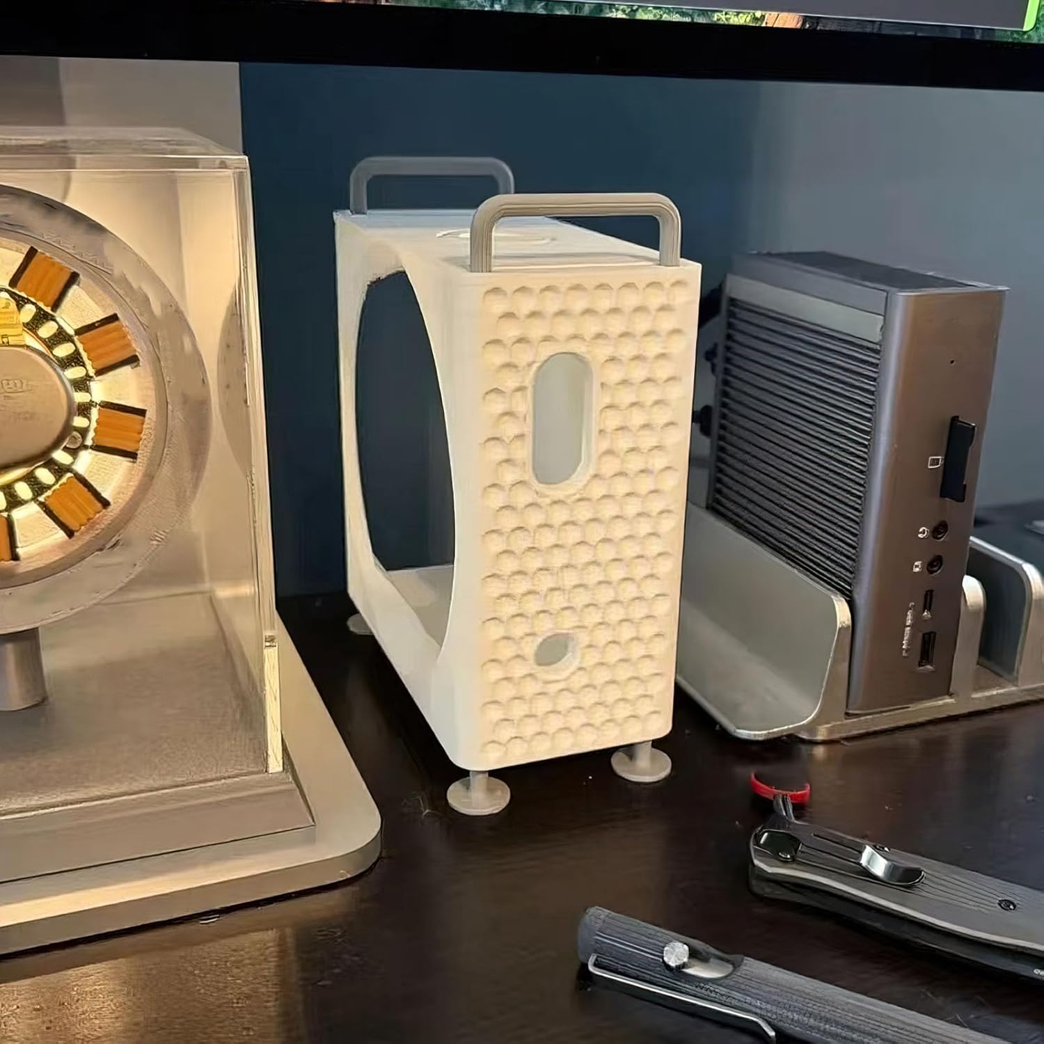 Vertical Stand Computer Case F - đánh giá và giá Vertical Laptop Stand